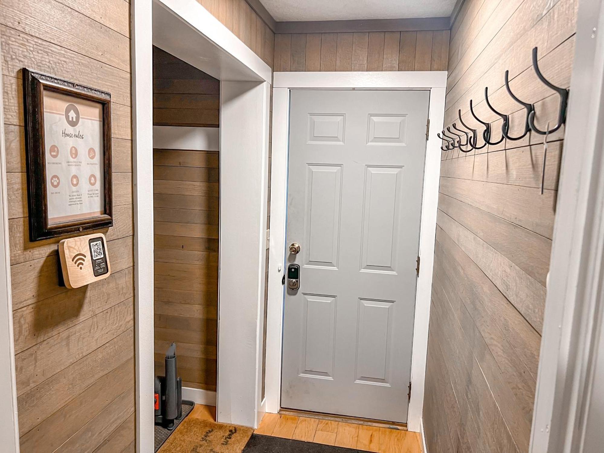 Remodeled Summit Condo At Snowshoe - Modern & Cozy Ngoại thất bức ảnh